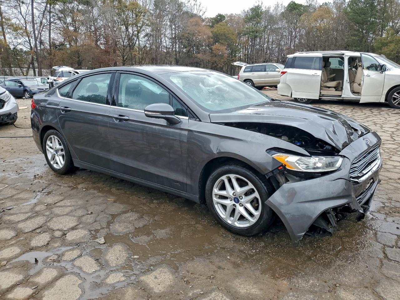 2016 FORD FUSION SE photo 4