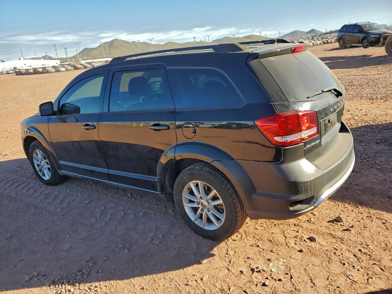2017 DODGE JOURNEY SXT photo 3
