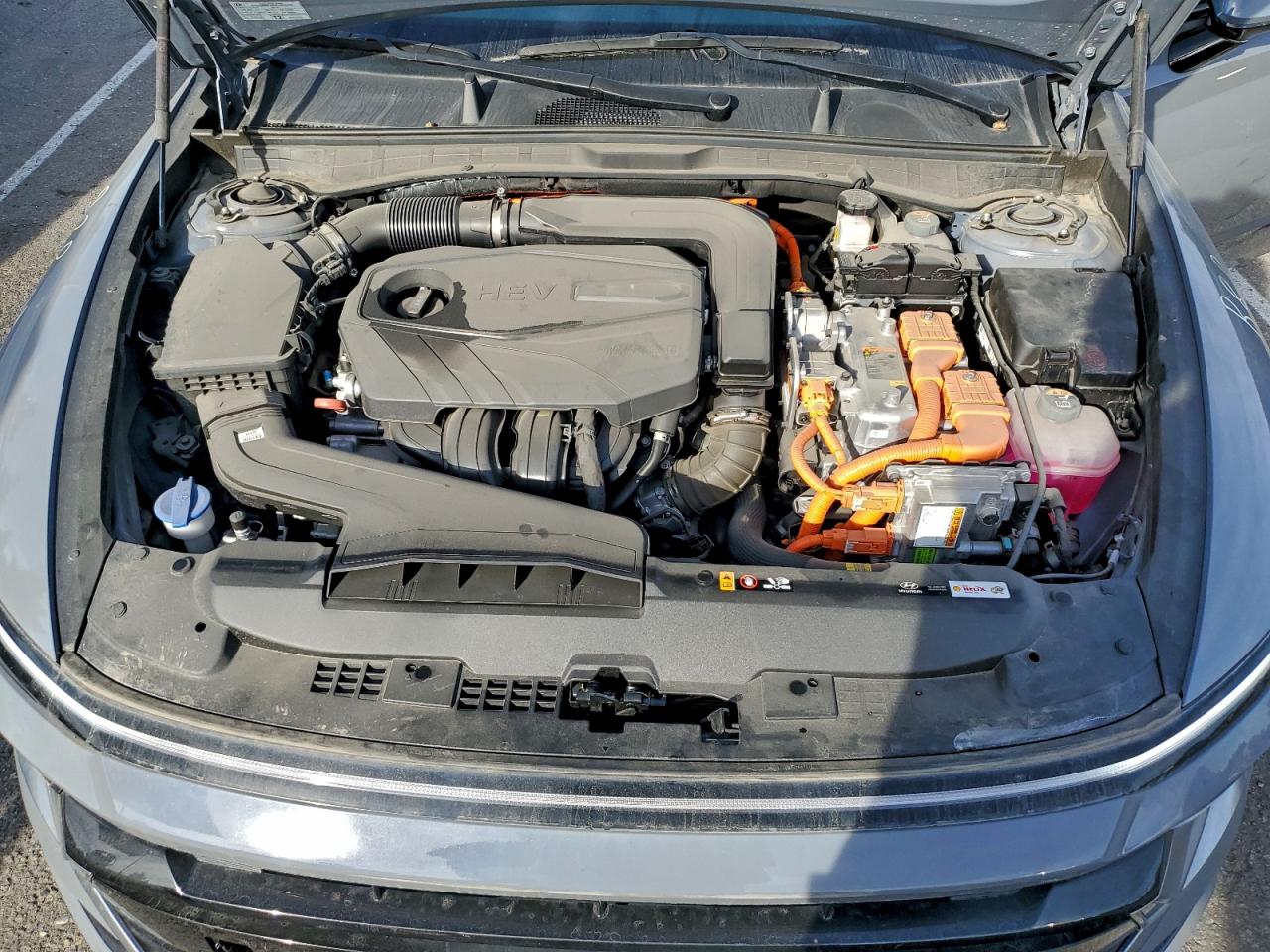 2024 HYUNDAI SONATA HYBRID photo 31