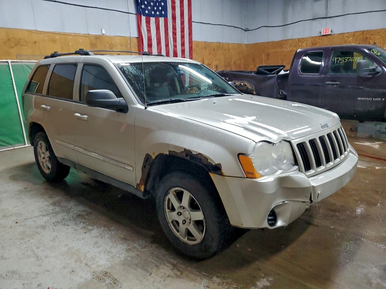 2010 JEEP GRAND CHEROKEE LAREDO photo 10