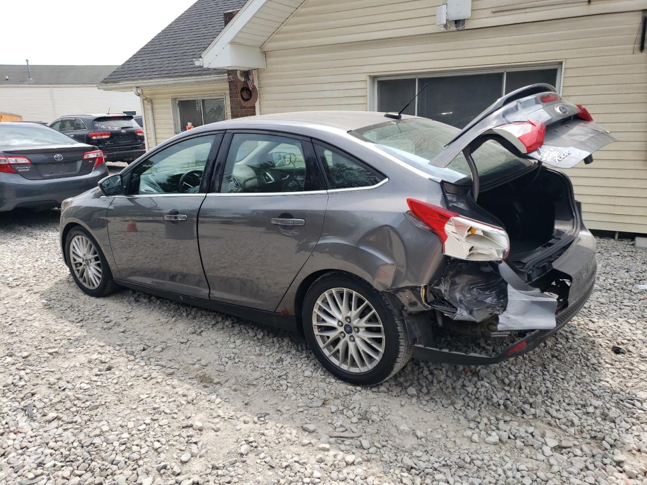 2014 FORD FOCUS TITANIUM photo 2