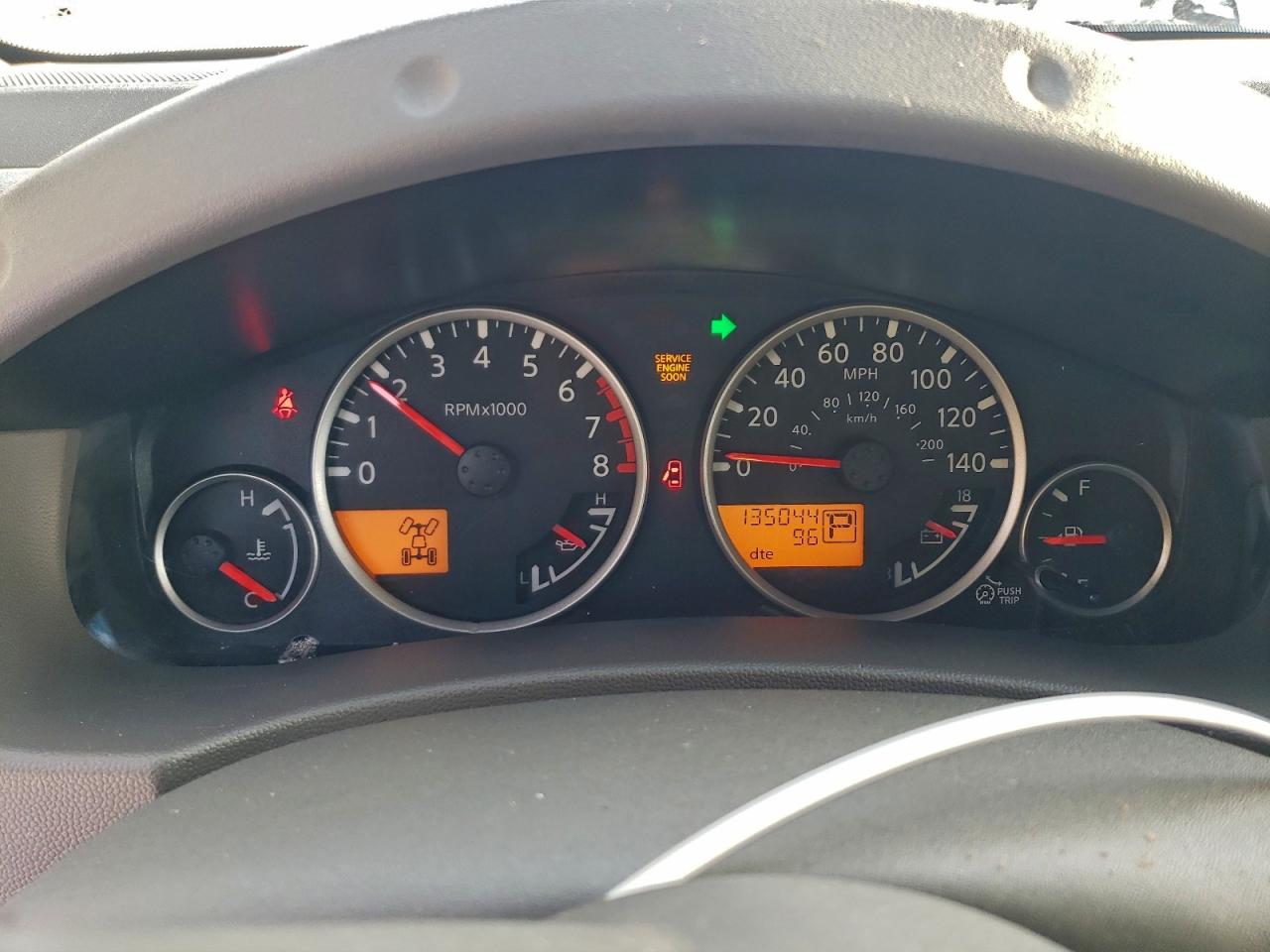 2011 NISSAN FRONTIER S photo 9