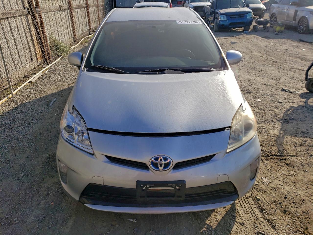 2014 TOYOTA PRIUS photo 5