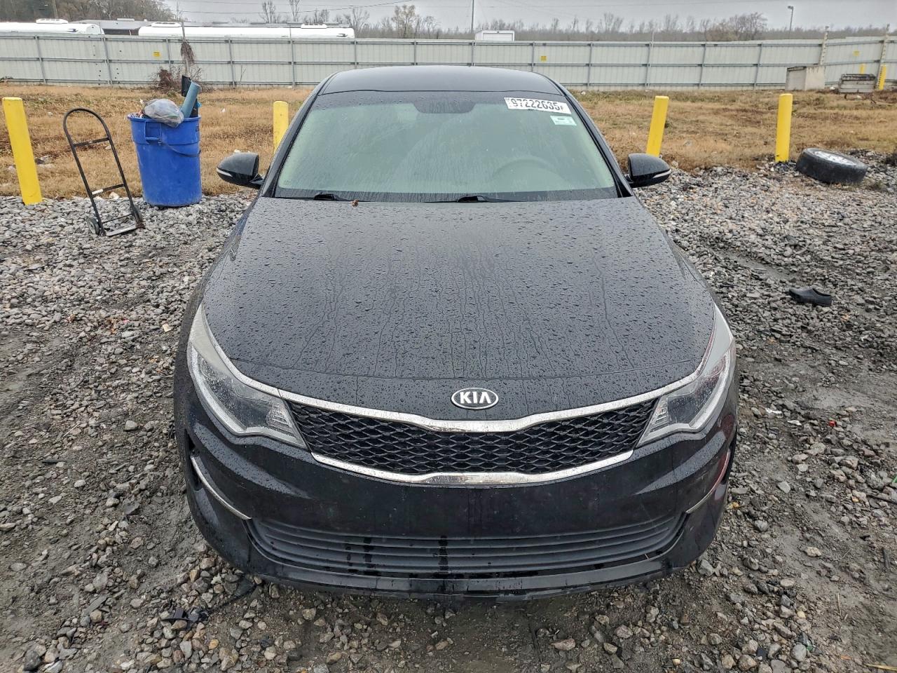 2017 KIA OPTIMA LX photo 5