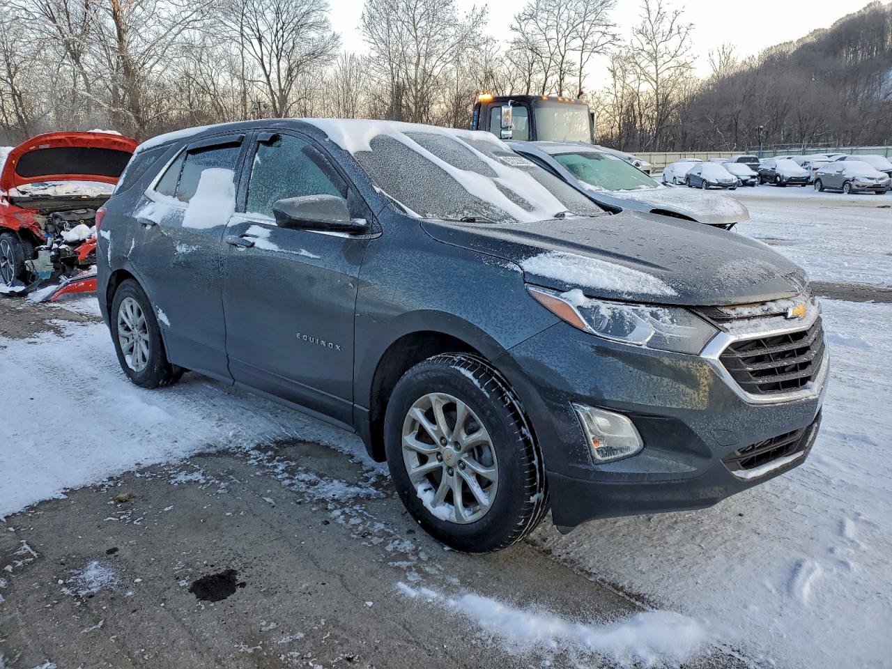 2020 CHEVROLET EQUINOX LT photo 4