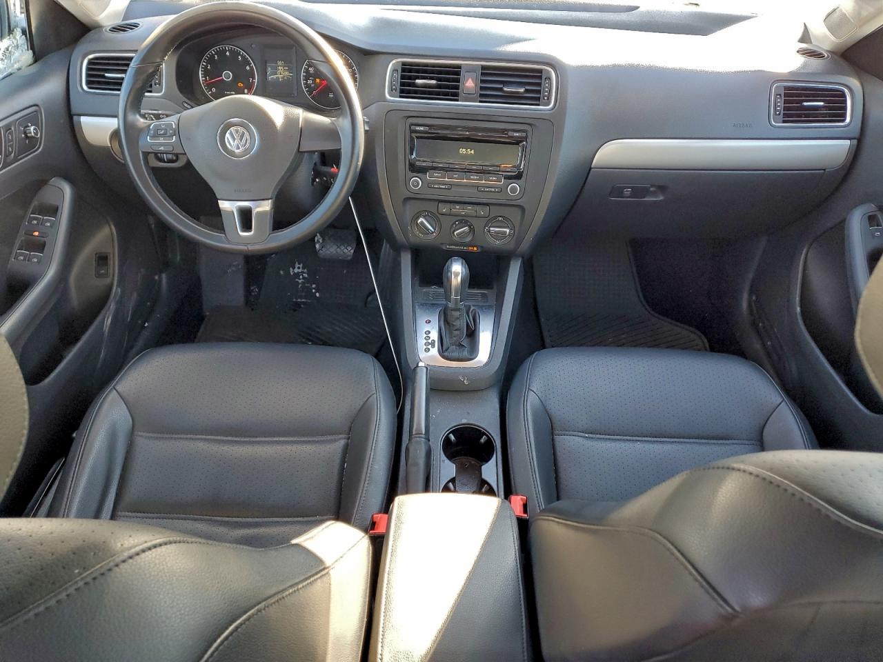 2014 VOLKSWAGEN JETTA SE photo 8
