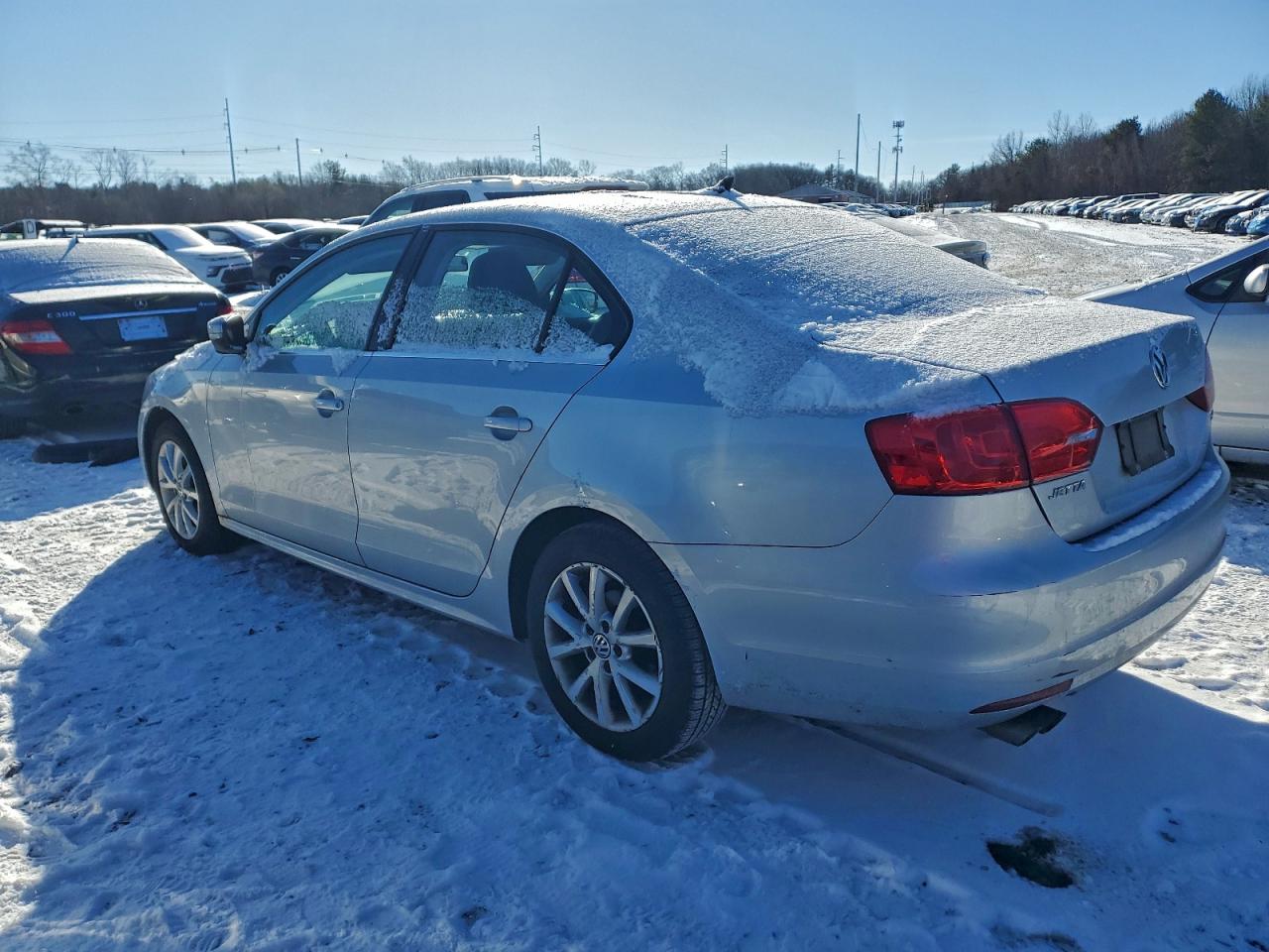2014 VOLKSWAGEN JETTA SE photo 2