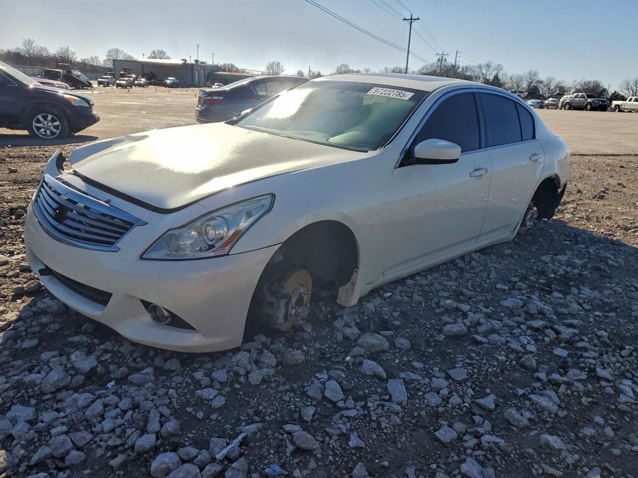 2013 INFINITI G37