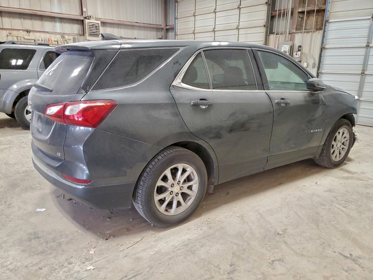 2020 CHEVROLET EQUINOX LT photo 5