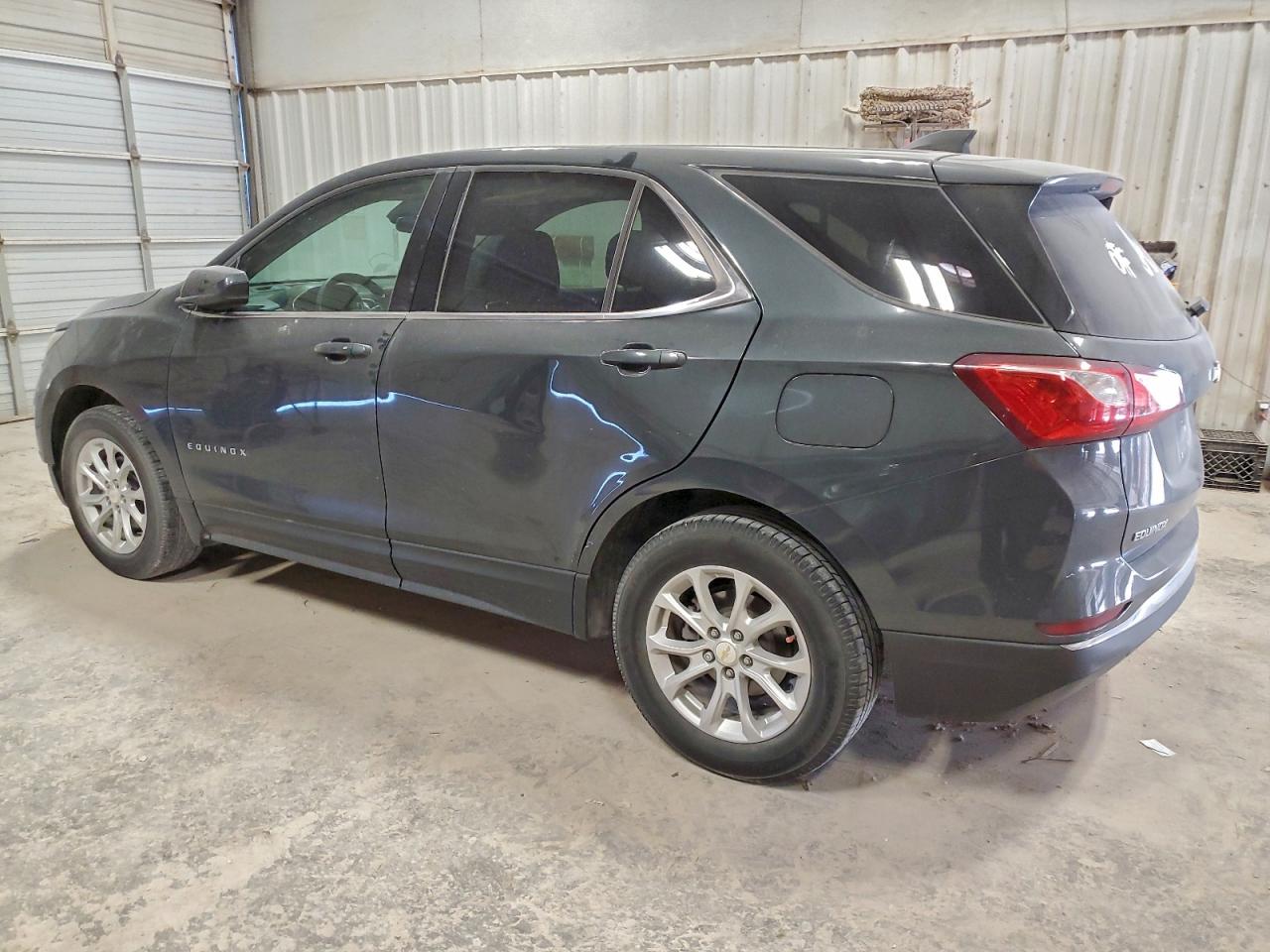 2020 CHEVROLET EQUINOX LT photo 3