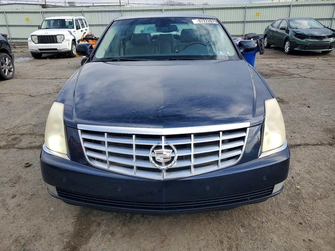 2007 CADILLAC DTS photo 5