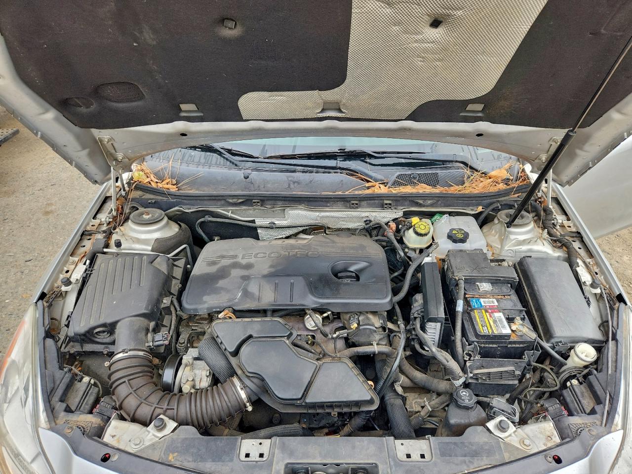 2011 BUICK REGAL CXL photo 11