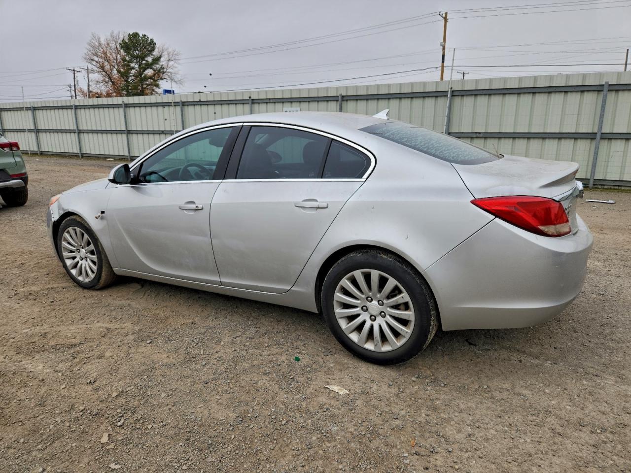 2011 BUICK REGAL CXL photo 2