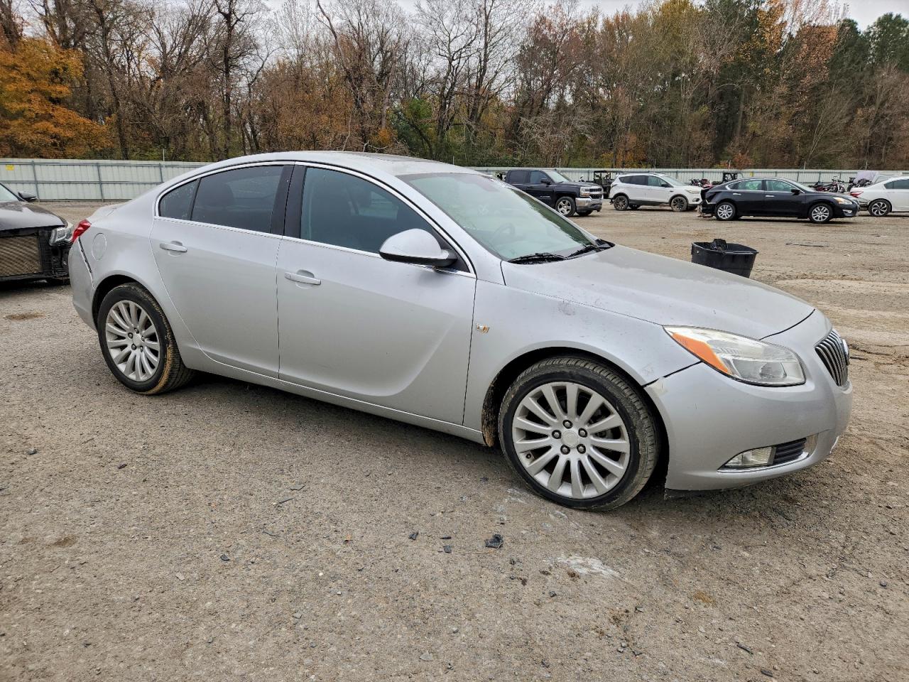 2011 BUICK REGAL CXL photo 4