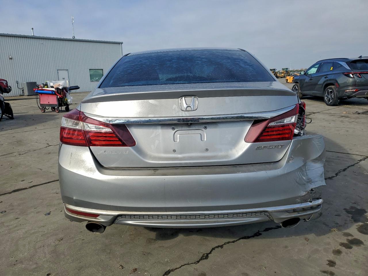 2017 HONDA ACCORD SPORT photo 11