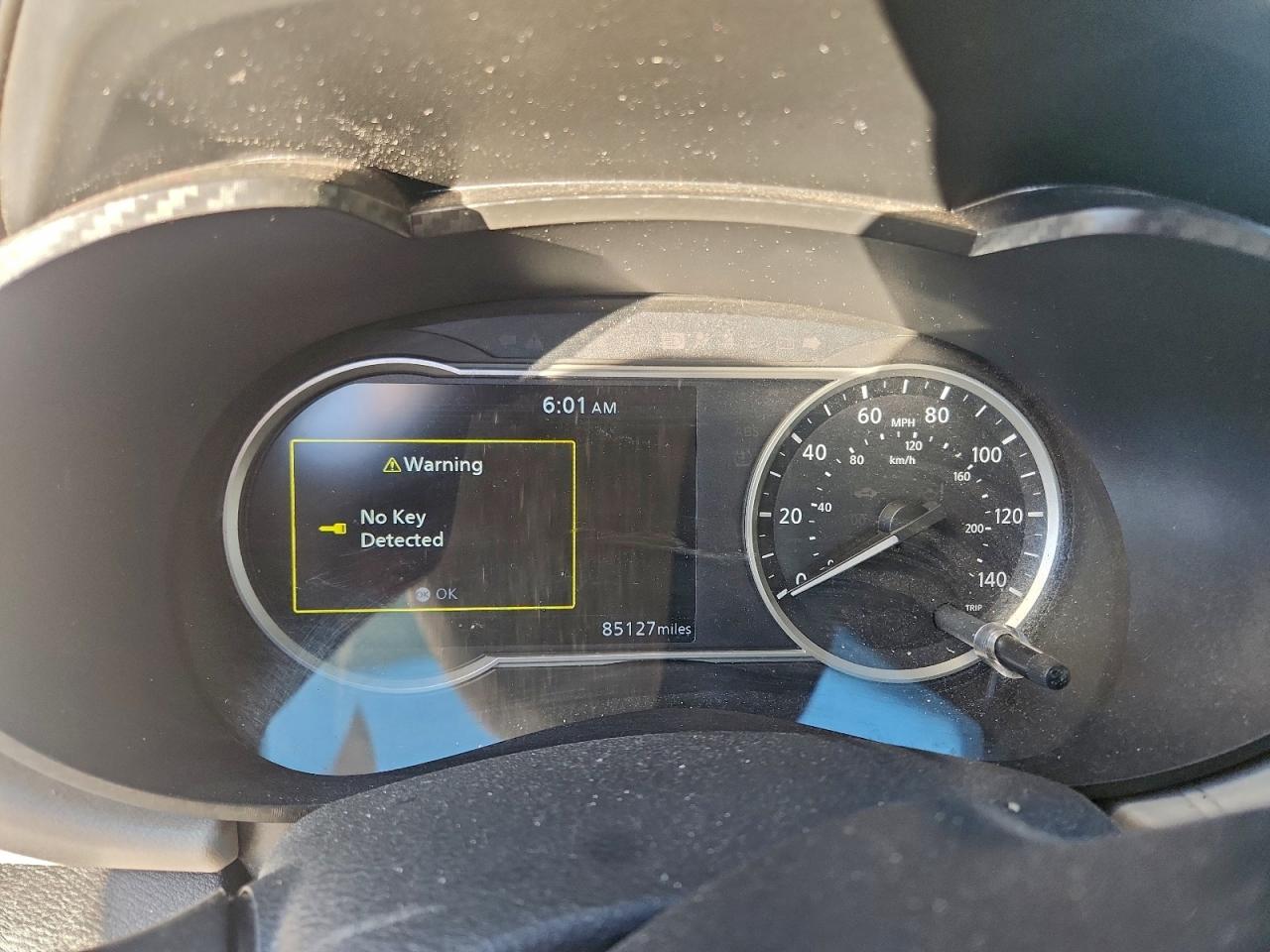 2021 NISSAN VERSA SV photo 17