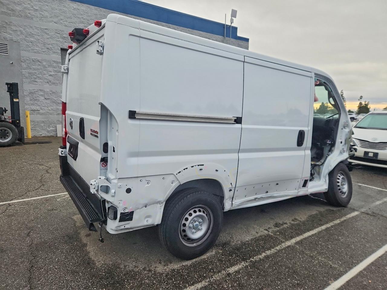 2025 RAM PROMASTER 1500 DELIVERY VAN photo 3