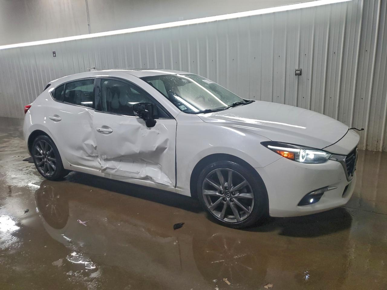 2018 MAZDA 3 GRAND TOURING photo 10