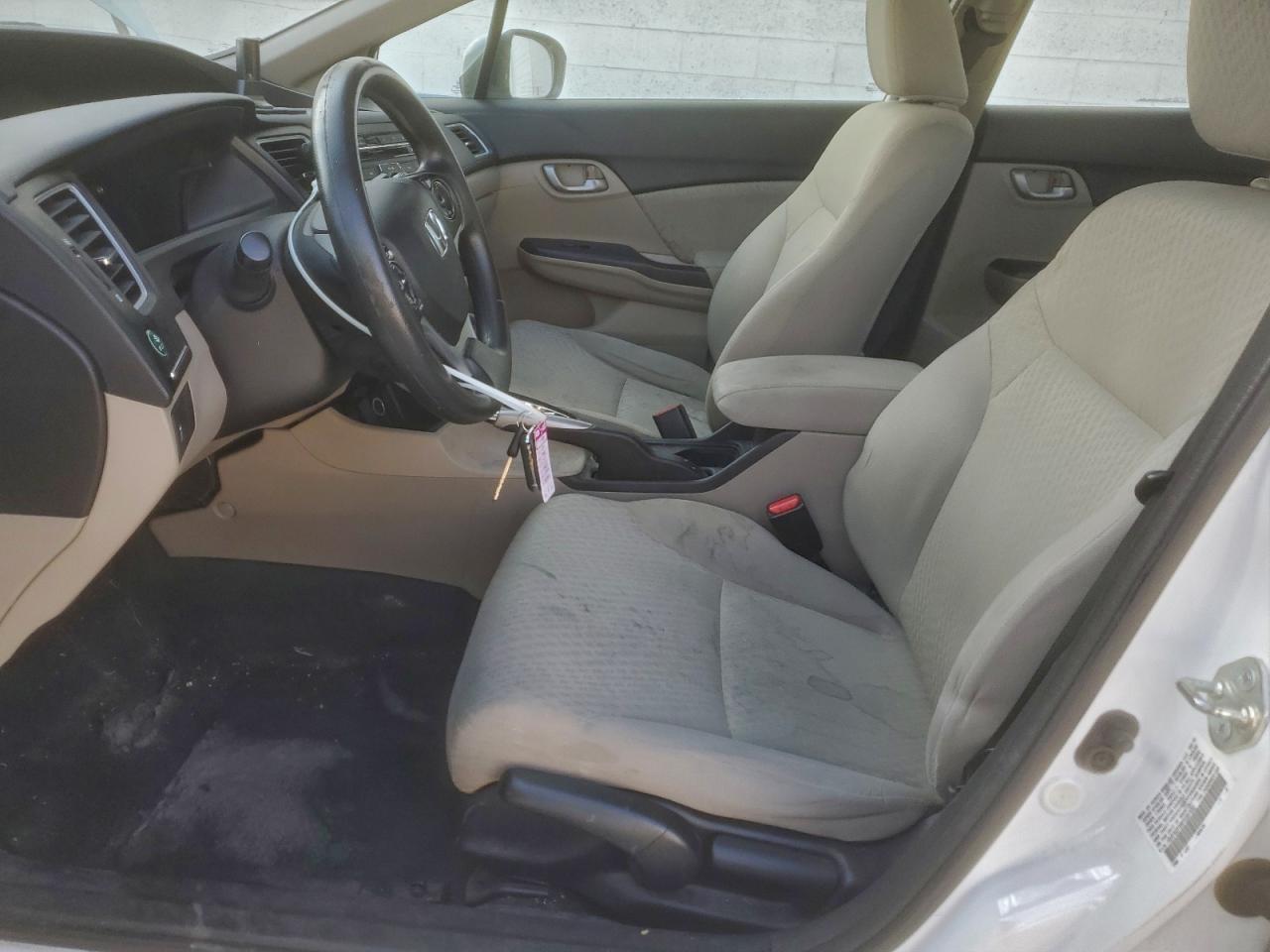 2015 HONDA CIVIC LX photo 13