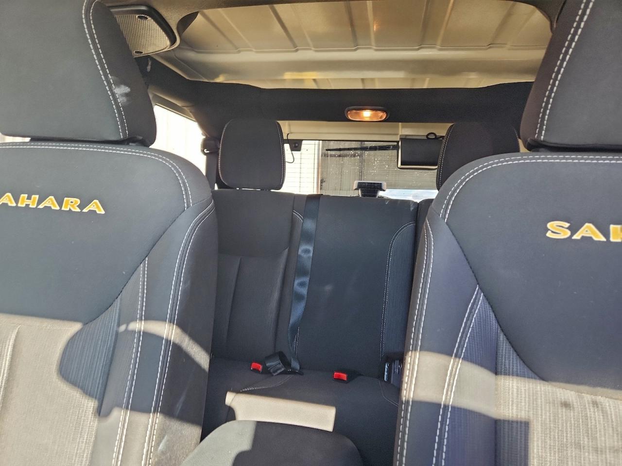2015 JEEP WRANGLER UNLIMITED SAHARA photo 19