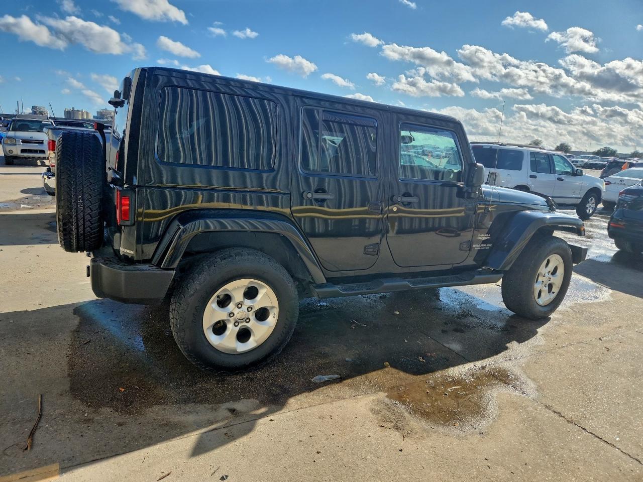 2015 JEEP WRANGLER UNLIMITED SAHARA photo 5