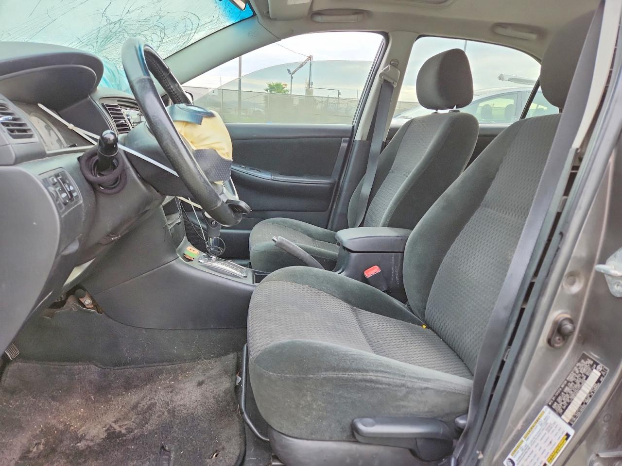 2007 TOYOTA COROLLA S photo 13