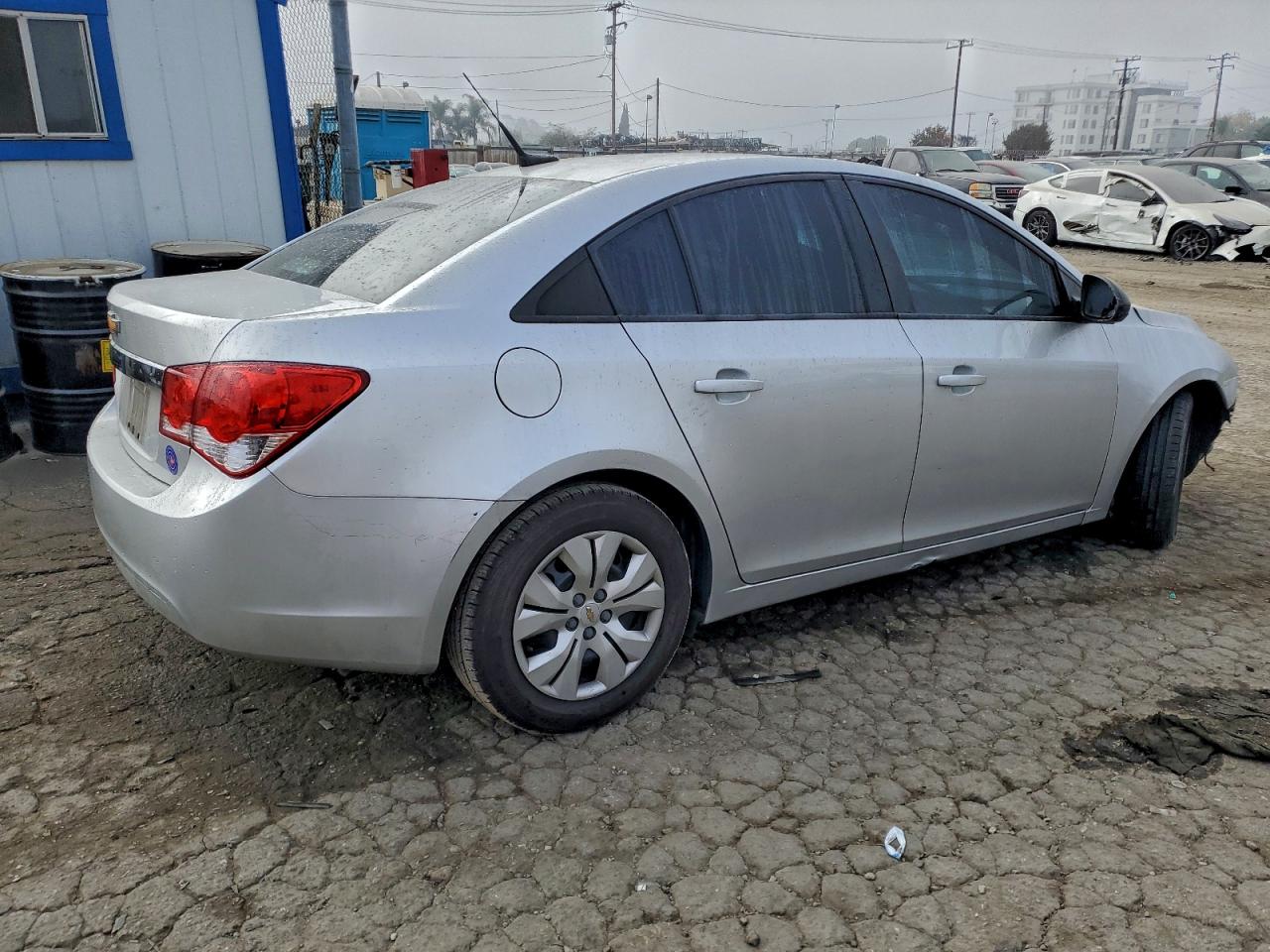 2014 CHEVROLET CRUZE LS photo 3