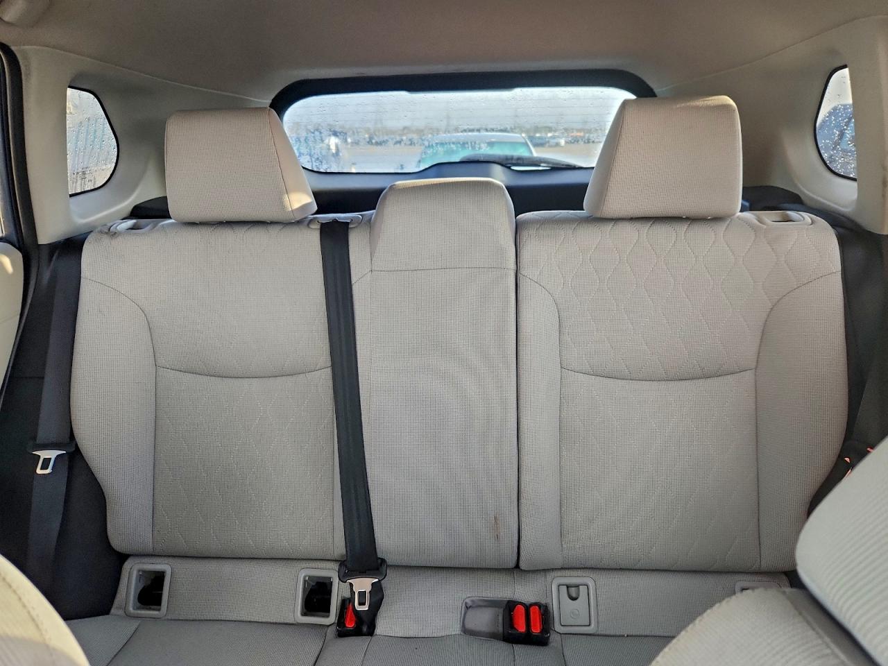2022 TOYOTA COROLLA CROSS LE photo 10
