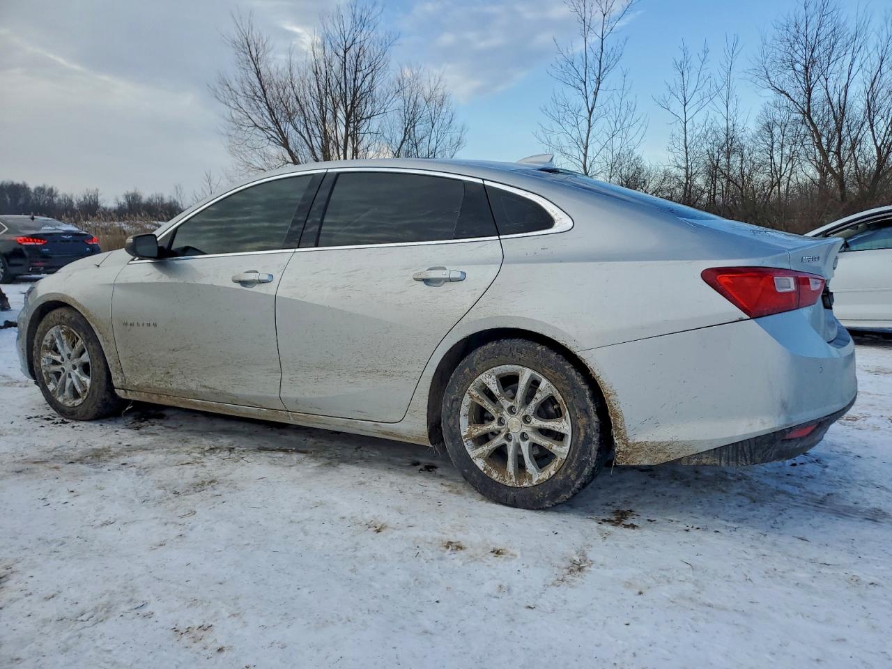 2017 CHEVROLET MALIBU HYBRID photo 2