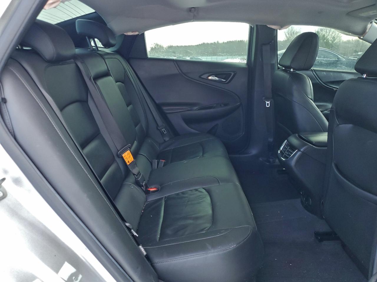 2017 CHEVROLET MALIBU HYBRID photo 10