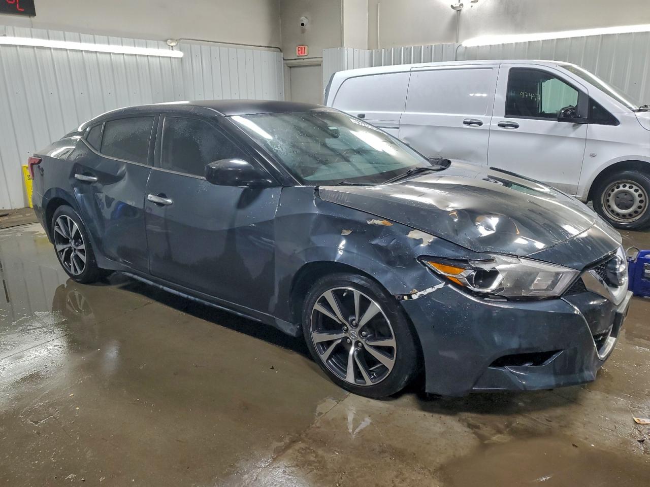 2017 NISSAN MAXIMA 3.5S photo 4