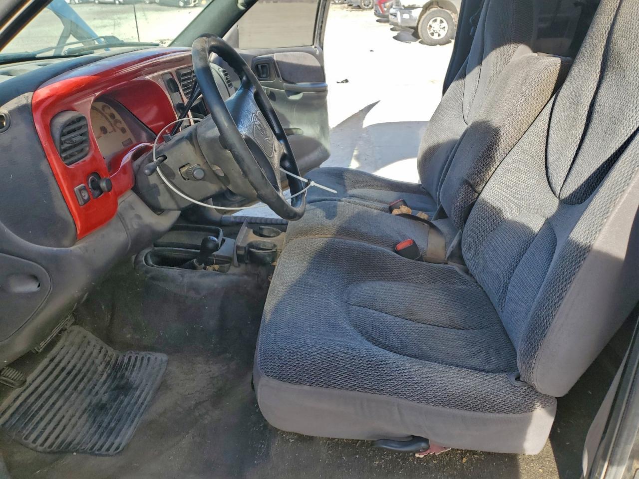 1998 DODGE DAKOTA photo 7
