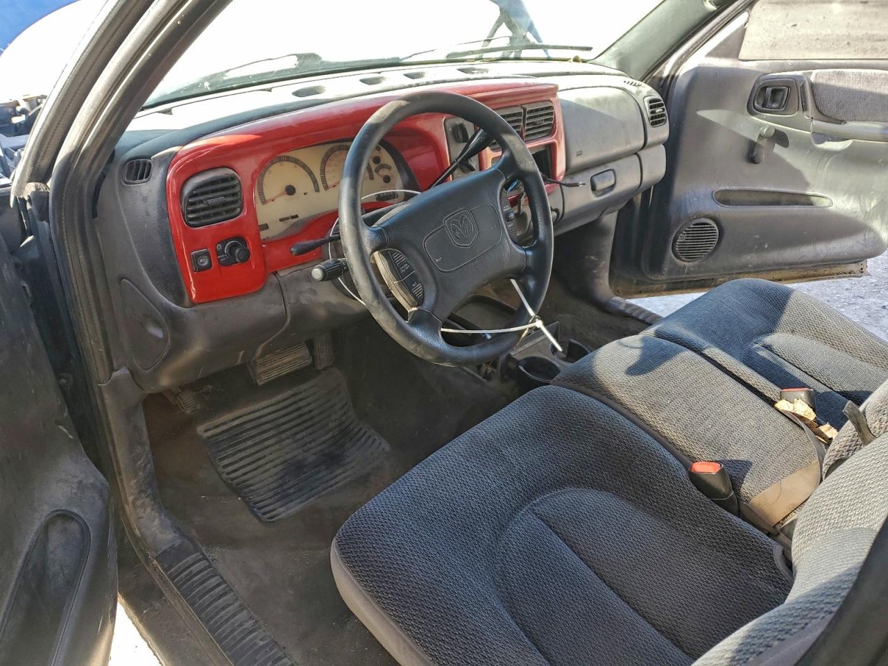 1998 DODGE DAKOTA photo 8