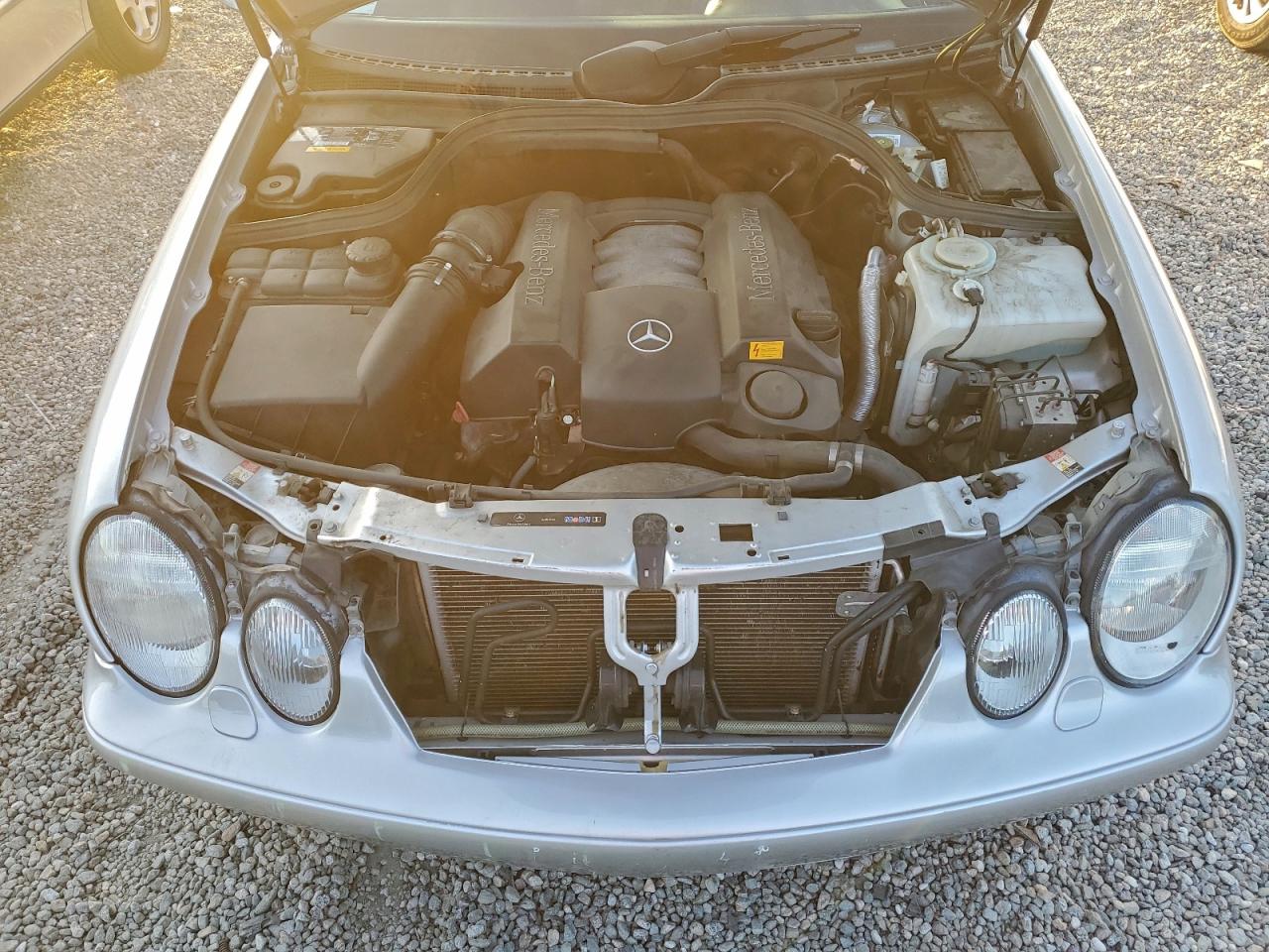 2003 MERCEDES-BENZ CLK 320 photo 11