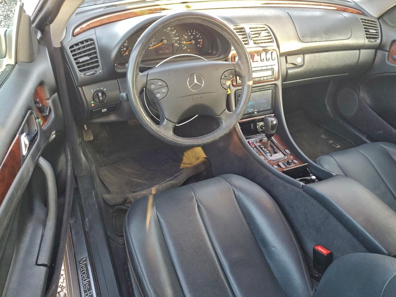 2003 MERCEDES-BENZ CLK 320 photo 8