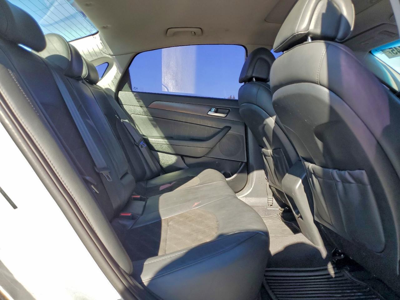 2017 HYUNDAI SONATA SPORT photo 19