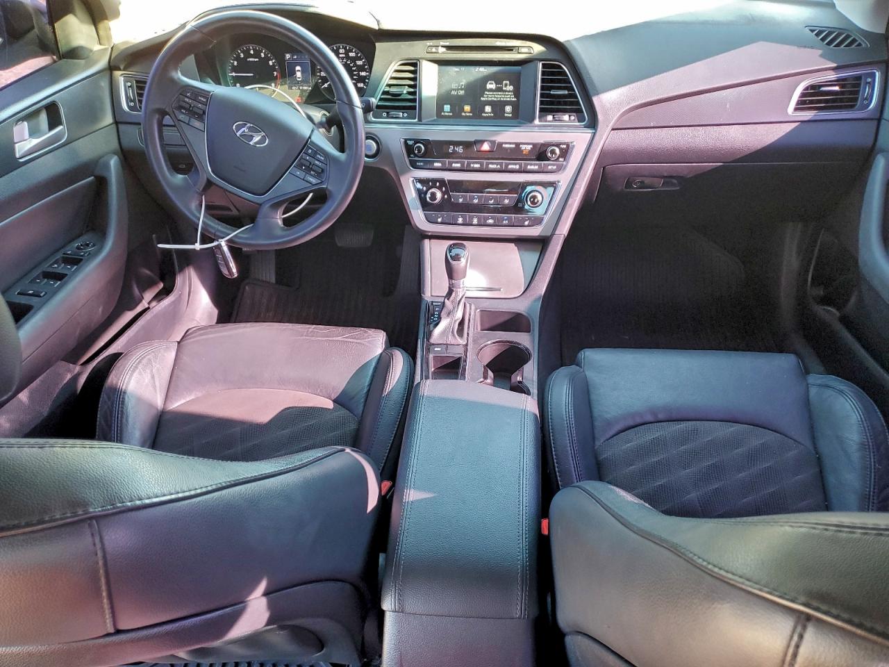 2017 HYUNDAI SONATA SPORT photo 15