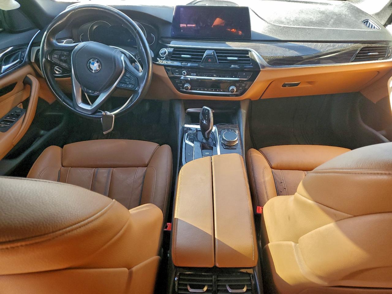 2018 BMW 530 XI photo 15