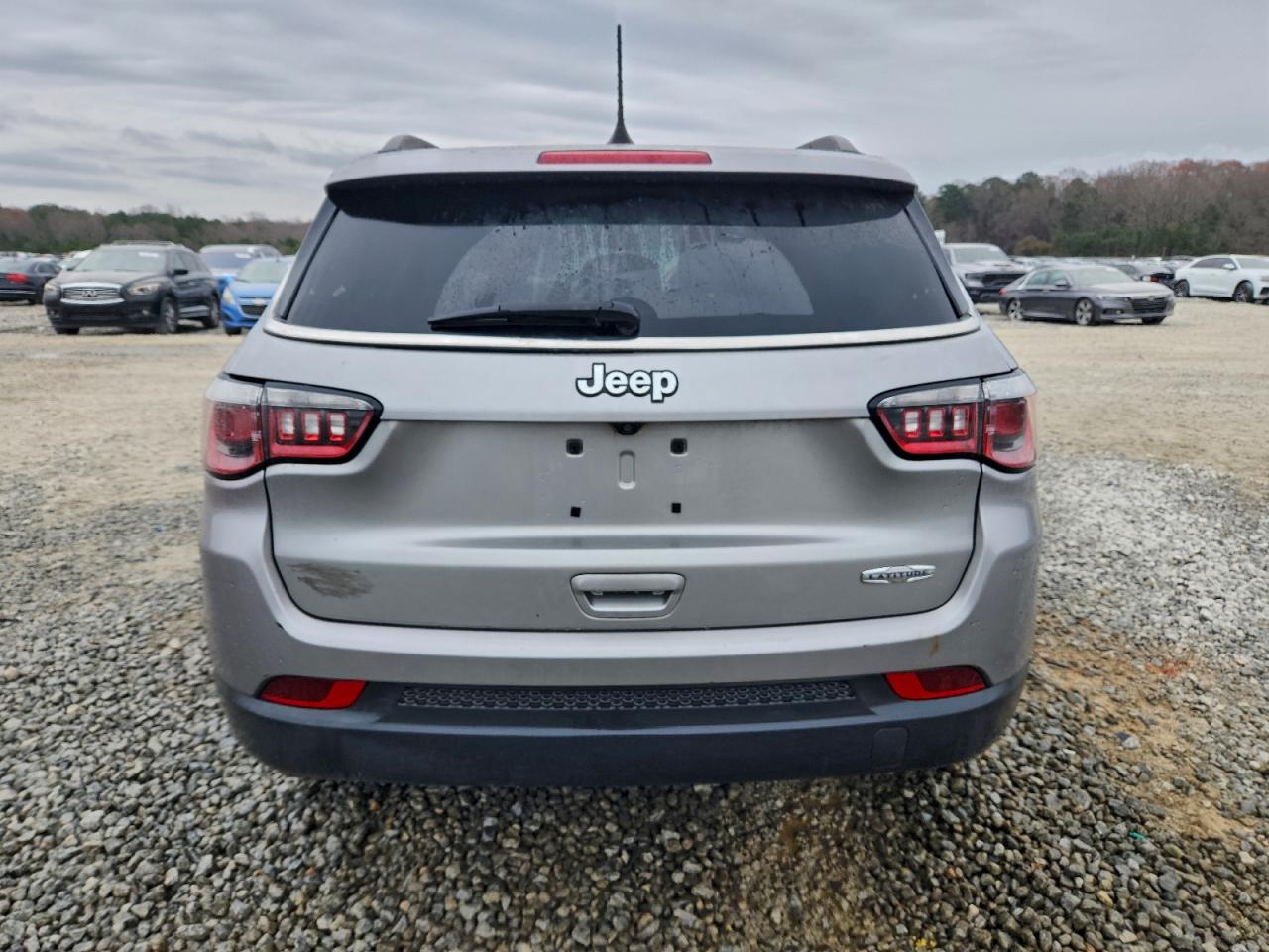 2019 JEEP COMPASS LATITUDE photo 11