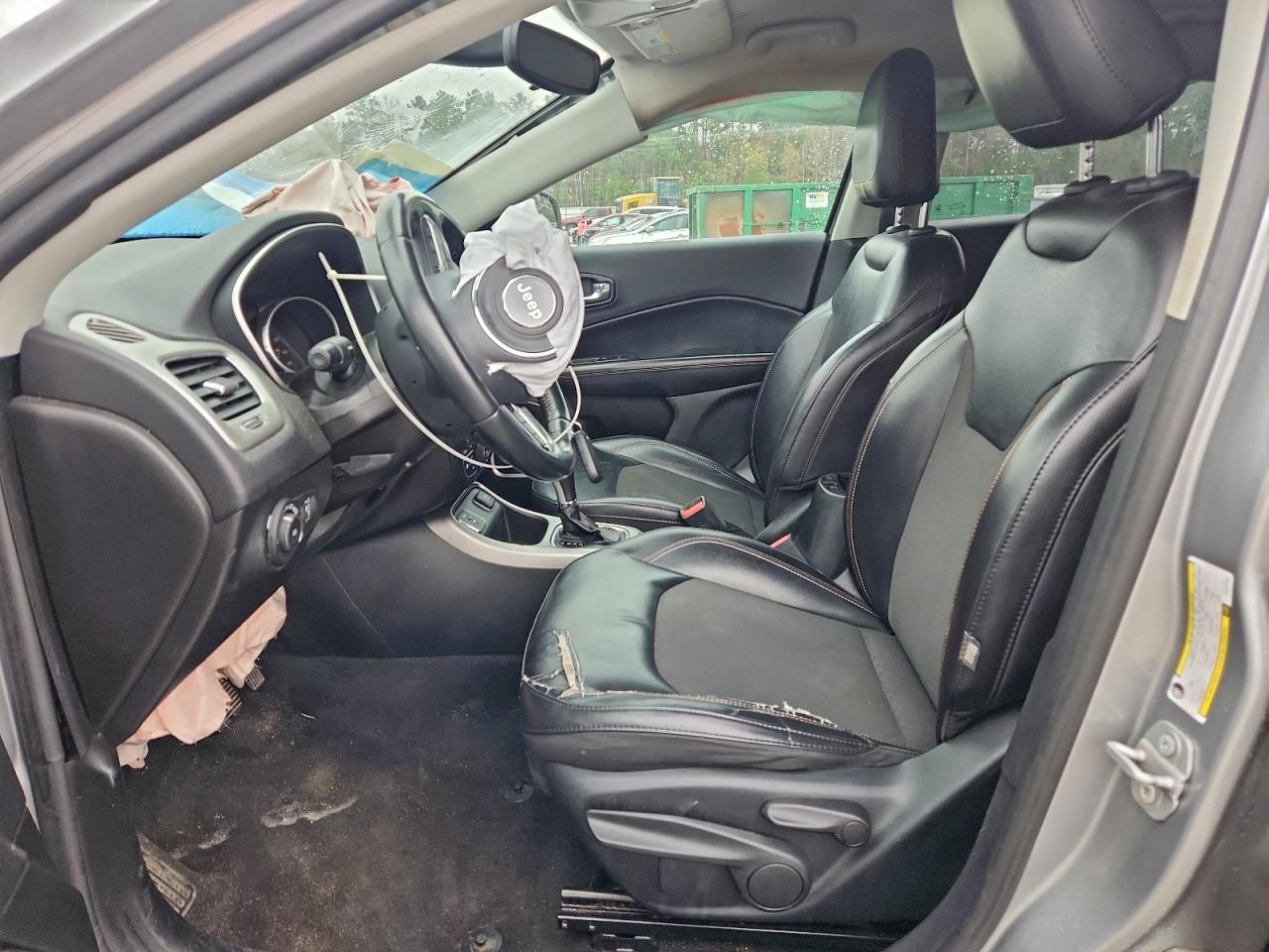 2019 JEEP COMPASS LATITUDE photo 13