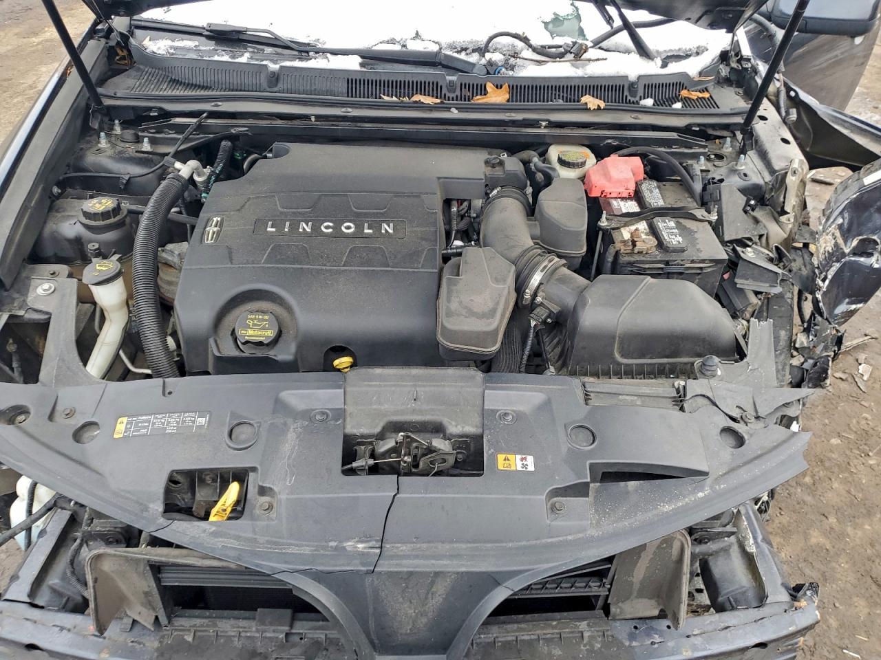 2014 LINCOLN MKS photo 21