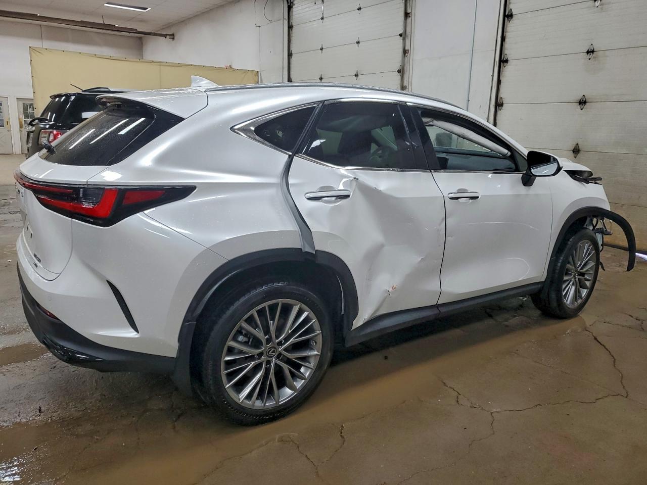 2023 LEXUS NX 350 photo 3