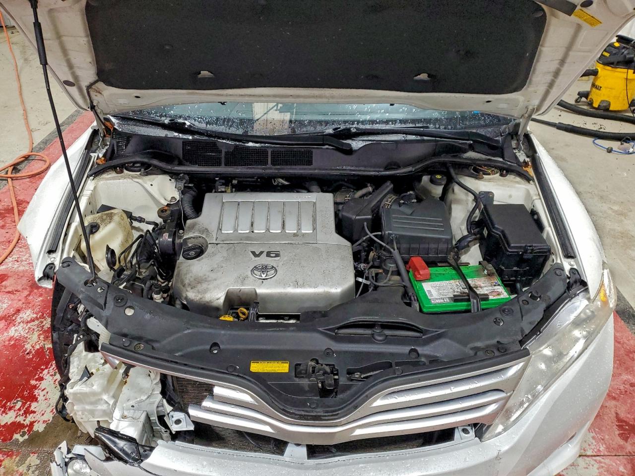 2010 TOYOTA VENZA photo 12