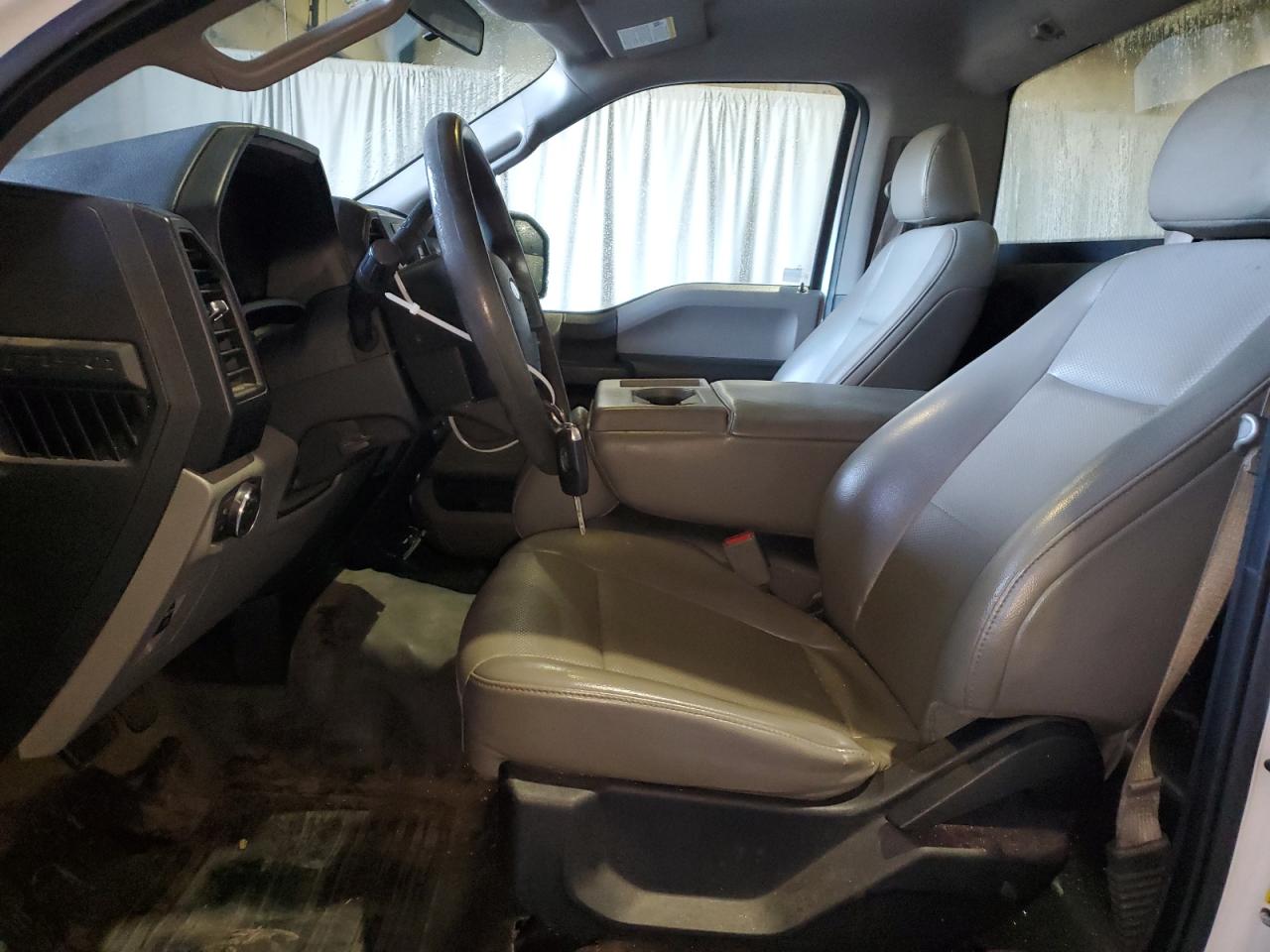 2015 FORD F150 photo 13