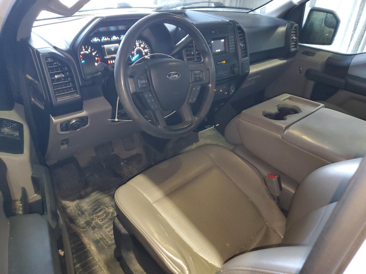 2015 FORD F150 photo 15