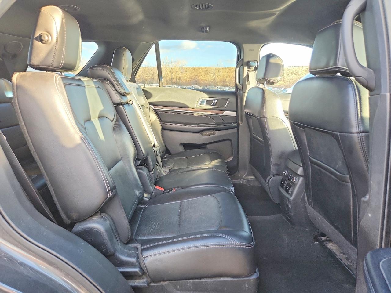 2017 FORD EXPLORER LIMITED photo 11