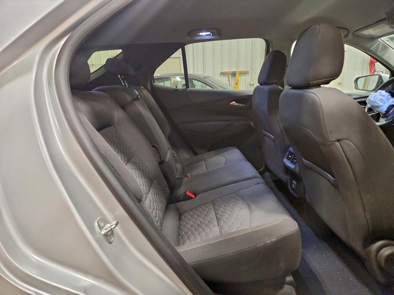 2019 CHEVROLET EQUINOX LT photo 11