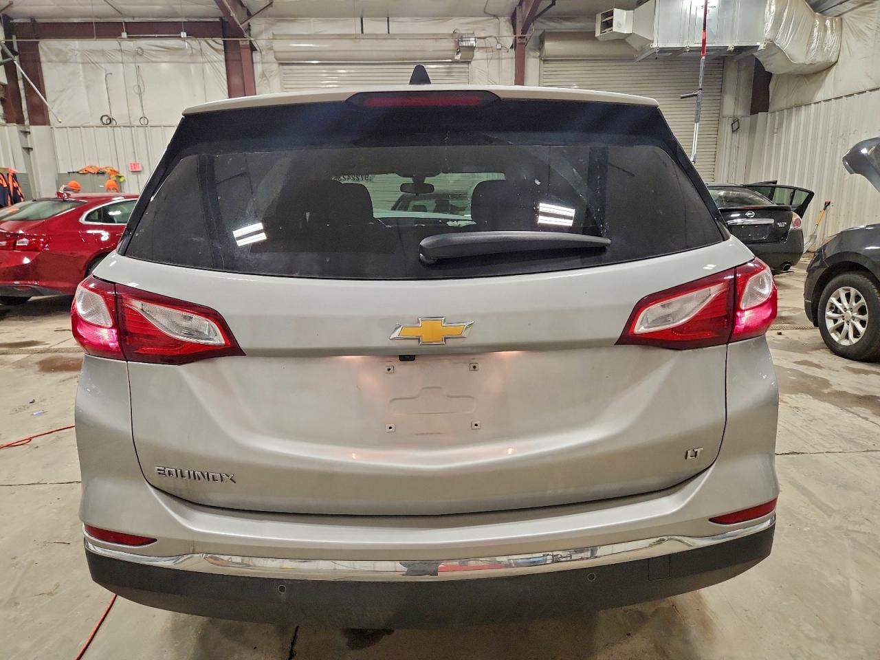 2019 CHEVROLET EQUINOX LT photo 6