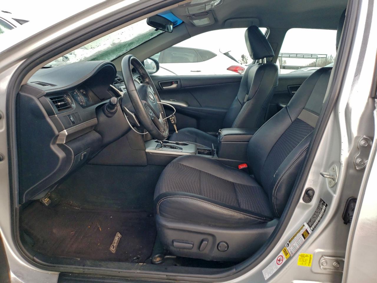 2012 TOYOTA CAMRY BASE photo 7