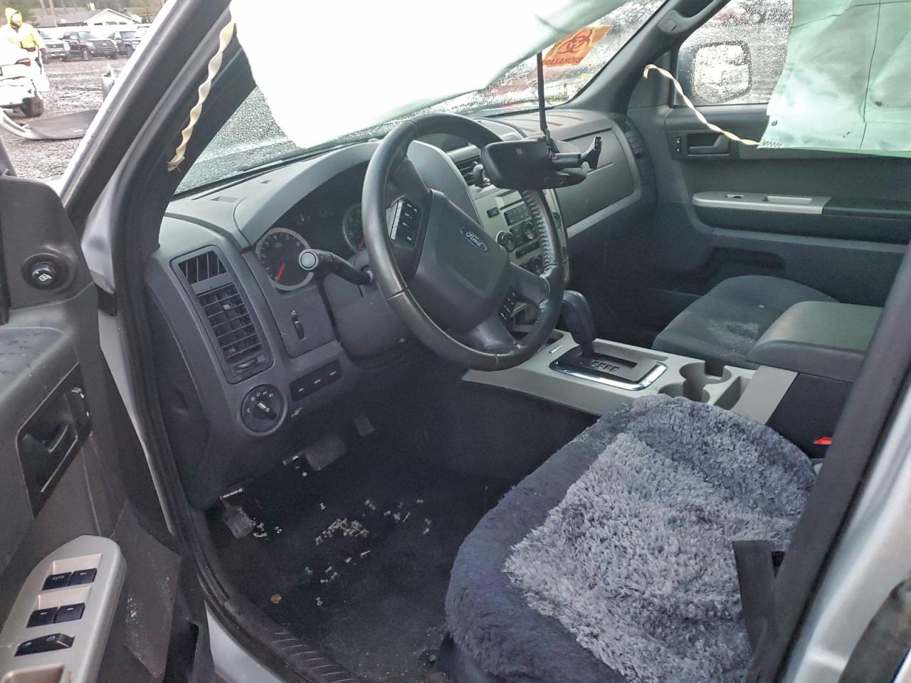 2012 FORD ESCAPE XLT photo 8